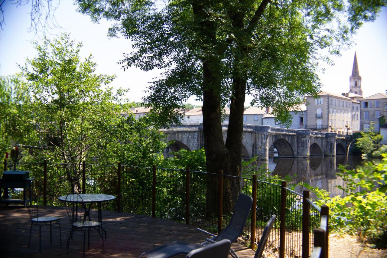 Pont Vieux Chambres Et Gites コンフォラン エクステリア 写真
